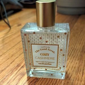 Curations by The Good Scent Cozy Cashmere
